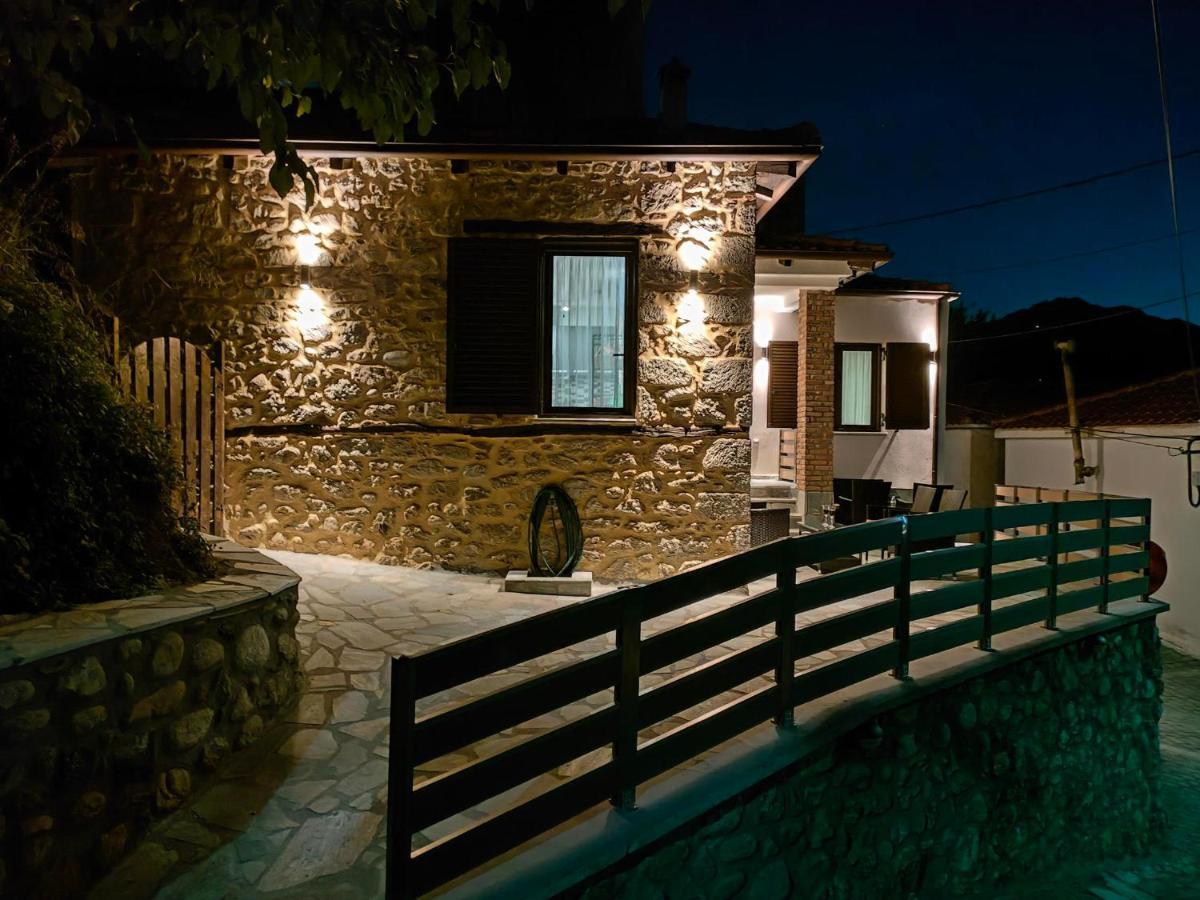 شقة Dream Nest Meteora كالامباكا المظهر الخارجي الصورة
